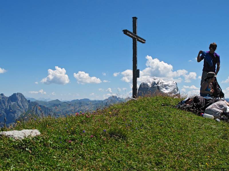 Das Gipfelkreuz von Rautispitz