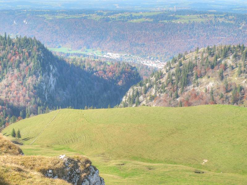 Blick über die Combe Grède Schlucht nach St-Imier