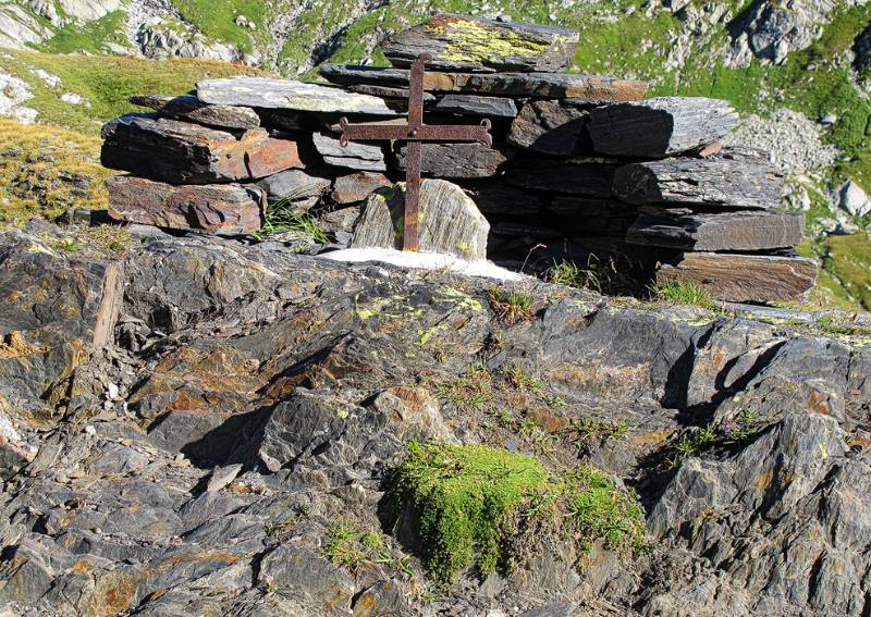 Auf dem Greinapass