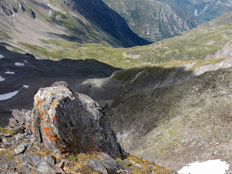 Guspistal von Pizzo Centrale aus. Weit unten sieht man den kurzen