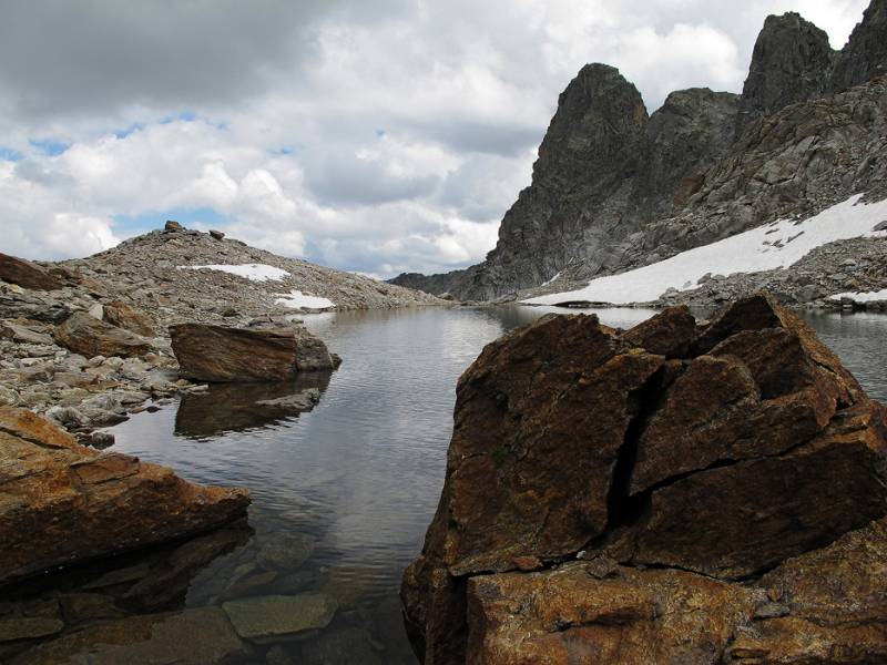 Der See im Abstieg