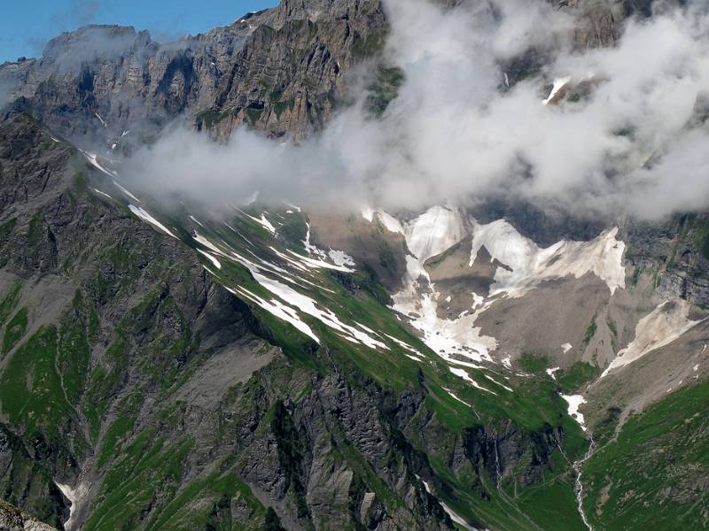 Surenenpass bleibt unter Wolken