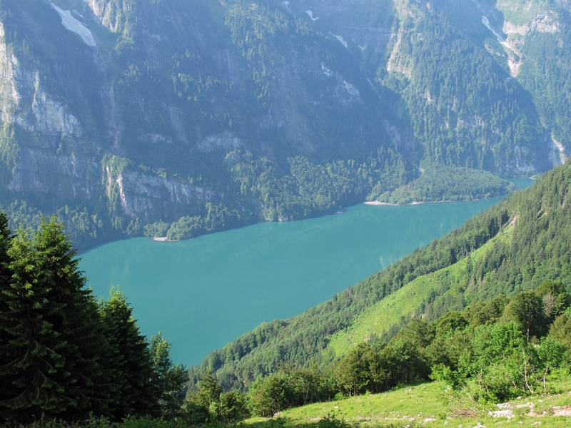 Blick zurück auf Klöntalersee