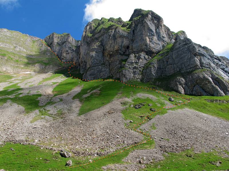 Die Aufstiegsroute von Altenalp aus. Im oberen Teil ist wirkllich steil