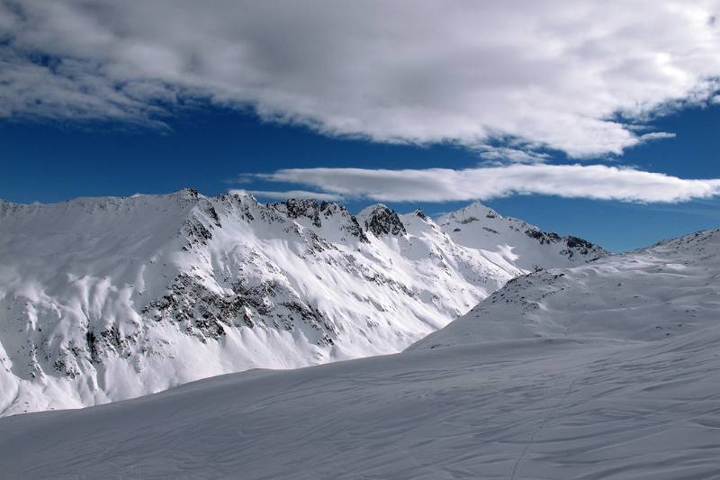 Schöne Wolken über Pizzo Lucendro