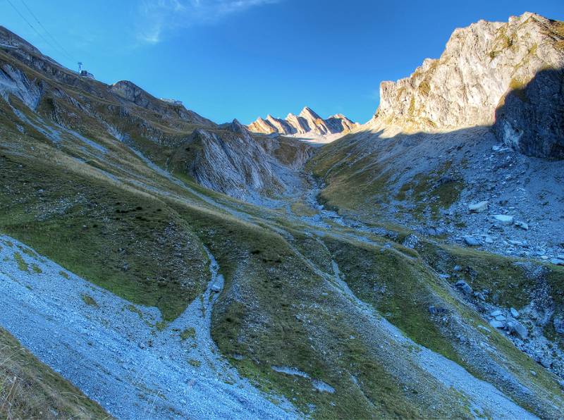 Blick Richtung Brienzer Grat. Es ist noch weiter Weg nach oben