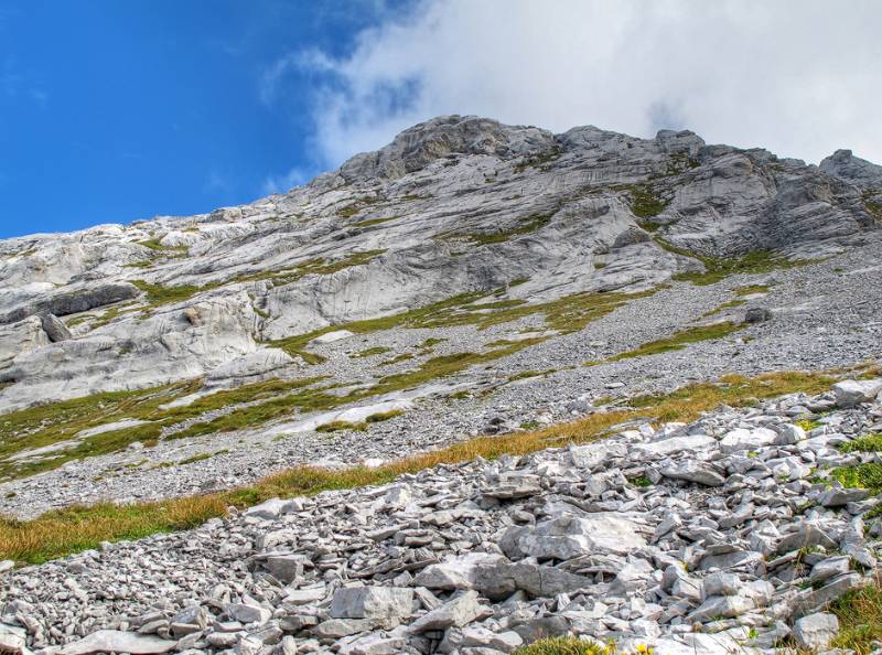 Blick zurück im Abstieg