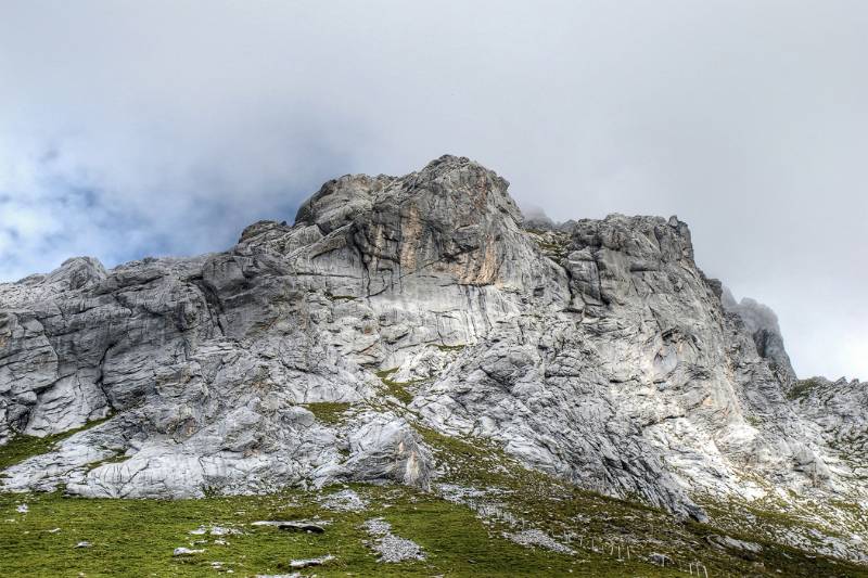 Wissberg vor der Nebelmauer