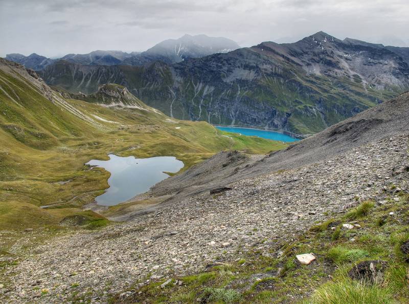 Lac des Autannes und Lac de Moiry von Col de Torrent