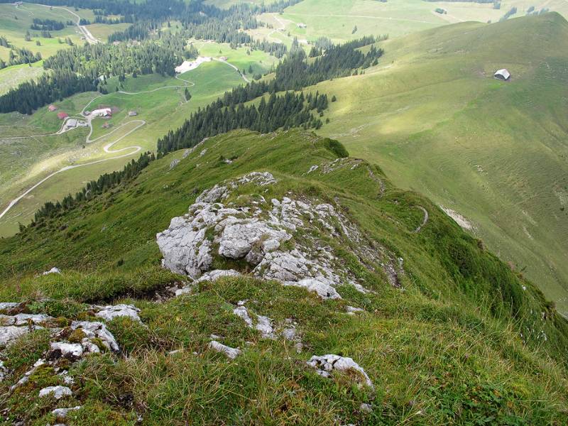 Abstieg entlang dem NO-Grat von Bürgle