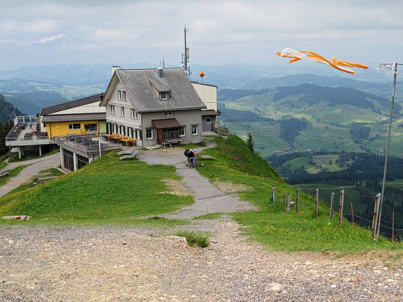 Es weht Wind auf dem Kronberg