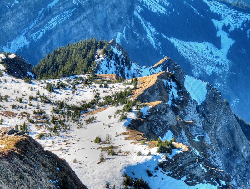 Blick von Stäfeliflue zurück zu Blaue Tosse