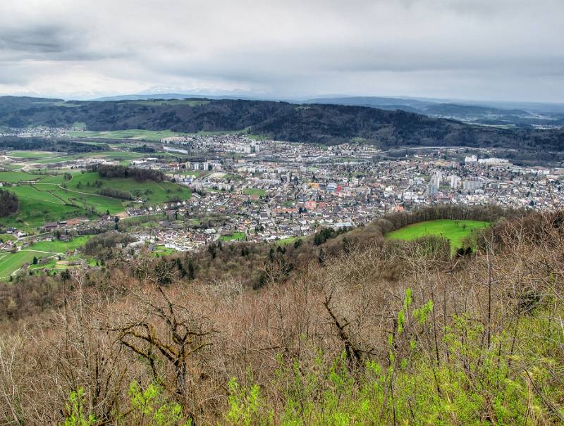 Vorne liegt Wettingen - Ausgangs- und Endpunkt der Wanderung