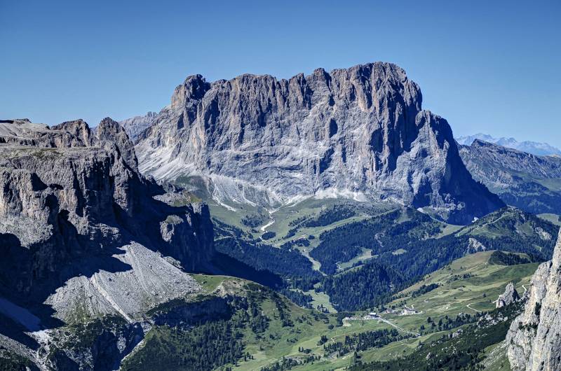 View vom Gipfel Sassongher