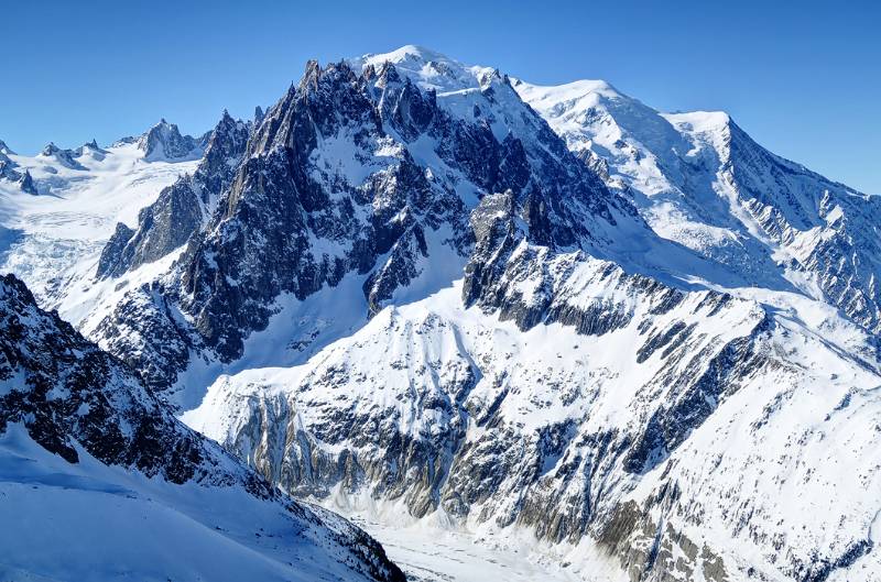 Mont Blanc im Hintergrund