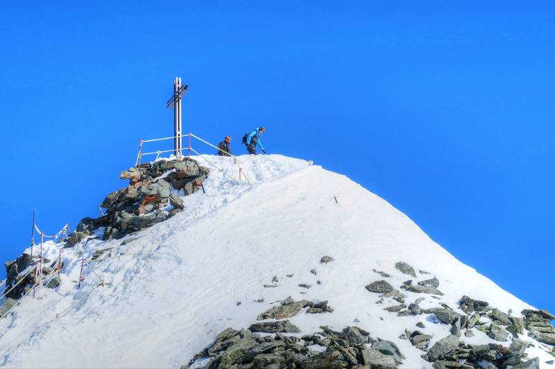 Auf dem Gipfel von Mont Fort