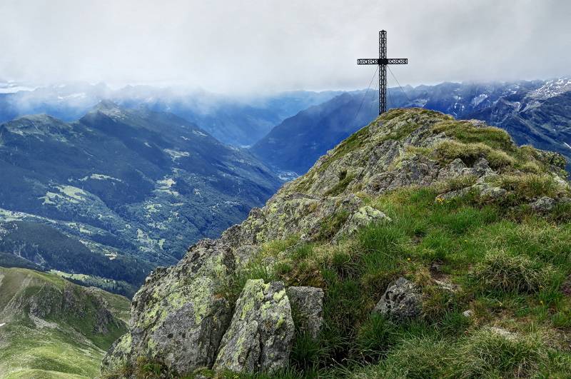 Auf dem Gipfel von Pécian