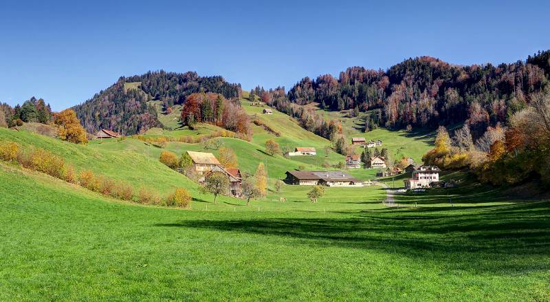 Schöne Hügellandschaft