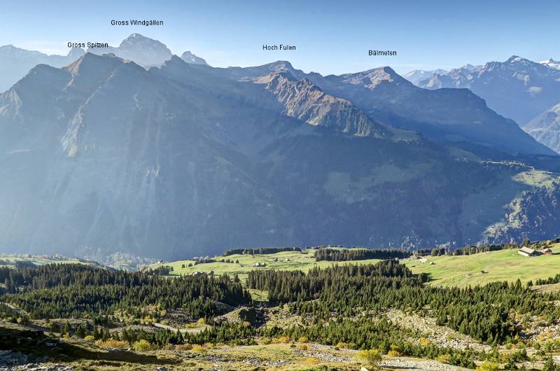 Gross Windgällen dominiert das Panorama