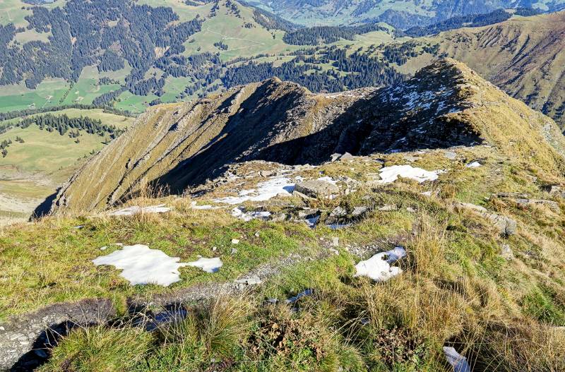 Blick zurück entlang dem Aufstiegsgrat