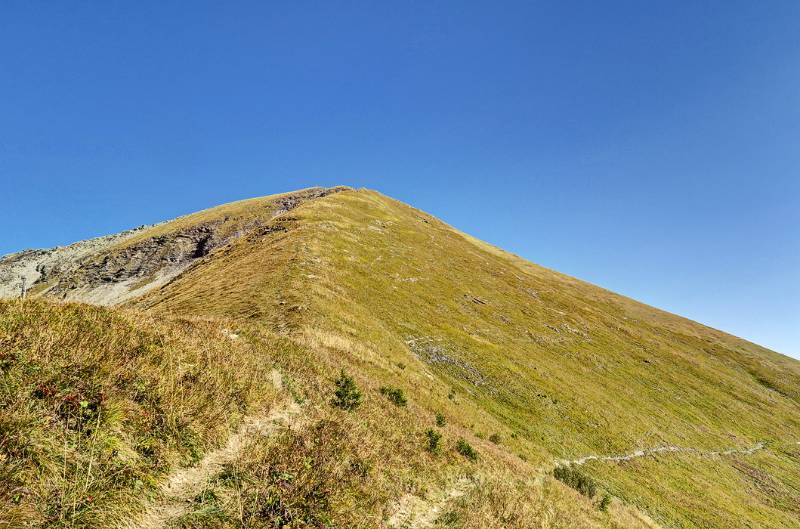 Der Grat zum Louwenehore. Blick im Abstieg zum Turnelssattel