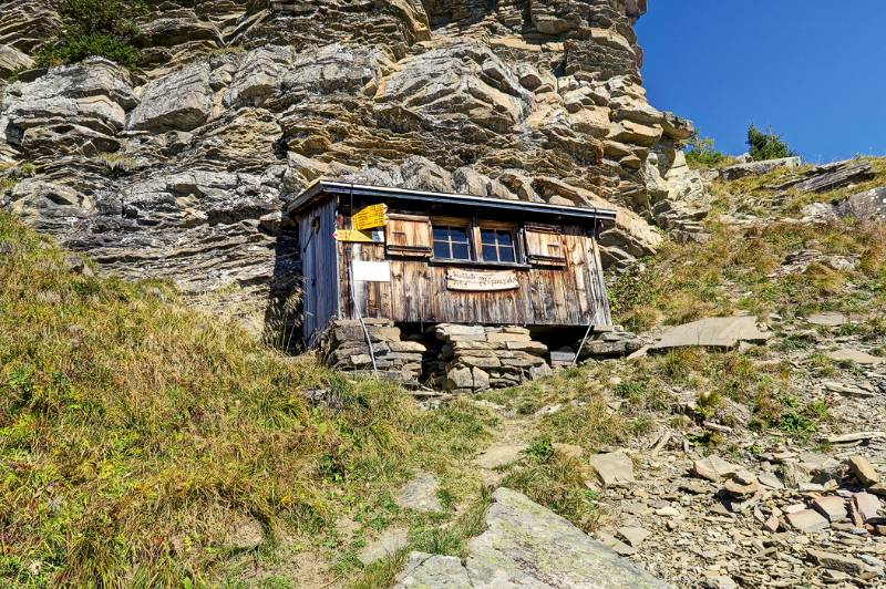 Schutzhütte auf dem Brüeschegrat