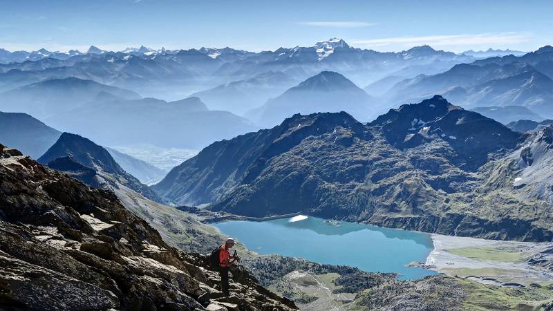 Blick vom Gipfel auf Lac de Salanfe
