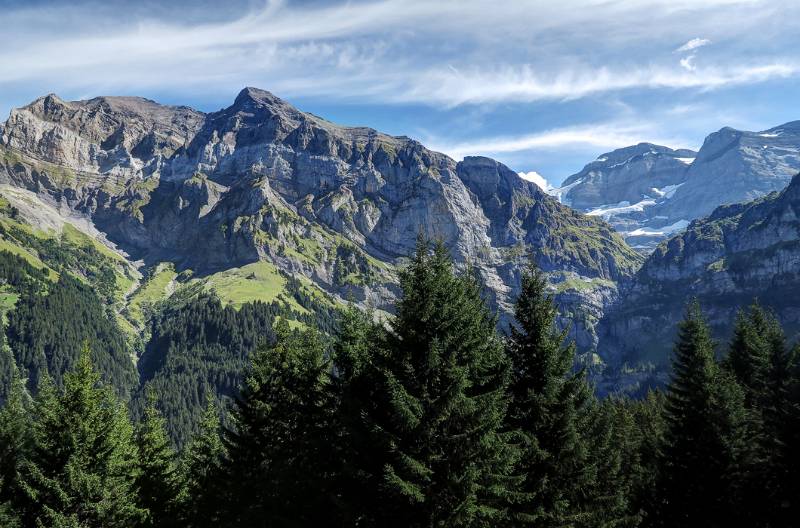 Erster Blick auf Pas d'Encel und Dent de Rossetan