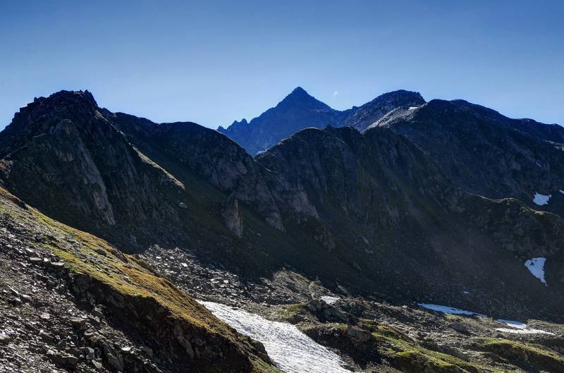 Gross Muttenhorn und der lange Grat zum Gipfel