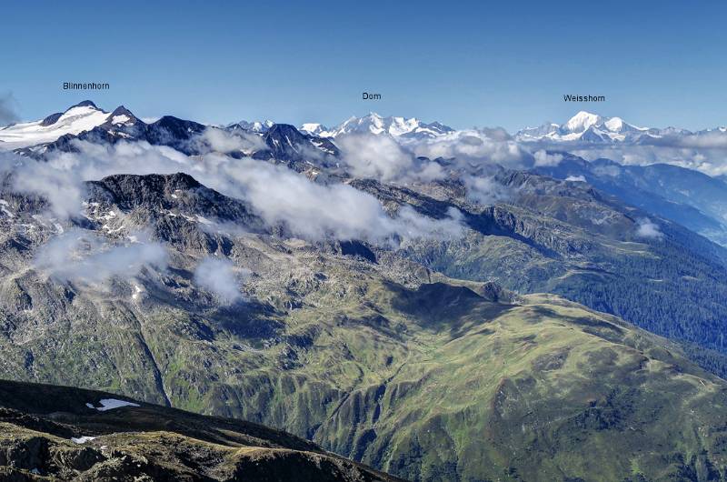 Herrliche Panorama vom NW-Grat des Gross Muttenhorn