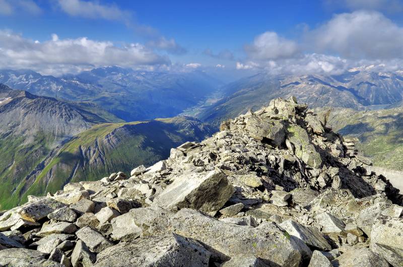 Blick vom Gipfel Richtung Obergoms