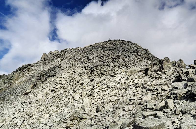 Blick zurück im Abstieg