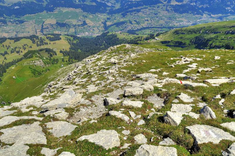 Abstieg von Hinderrugg über schönen, breiten Rücken