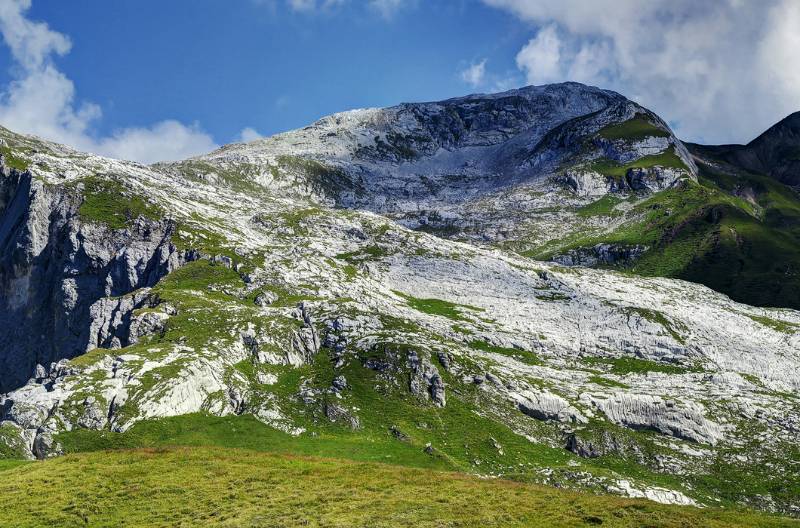 Die weissen Felsen von Saaser Calanda