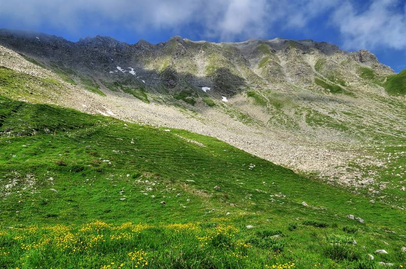 Blick auf den Grat im Aufstieg - entlang diesem Grat geht