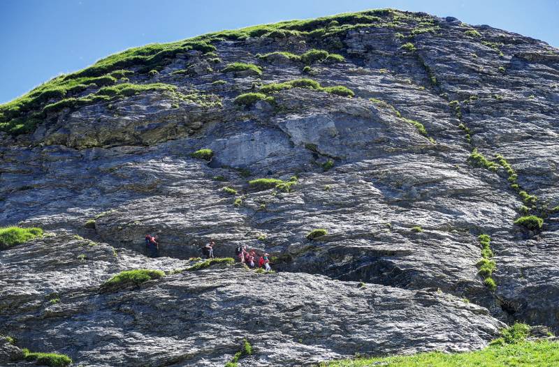 Wanderweg in der Felswand