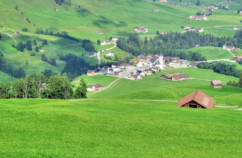 Blick im Aufstieg zurück auf Brülisau