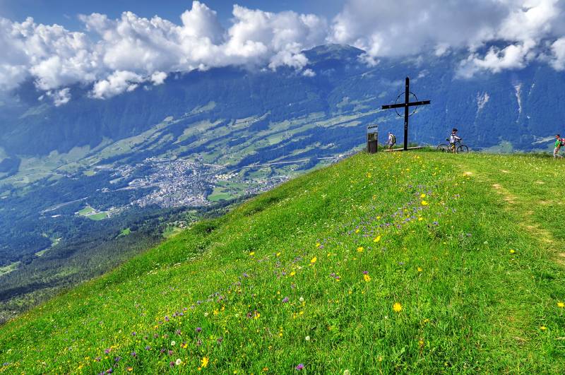 Das Gipfelkreuz von Gnipen