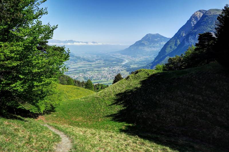 Rheintal. Blick Richtung Liechtenstein