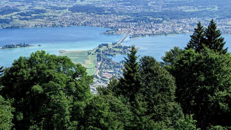 Die Strasse nach Rapperswil