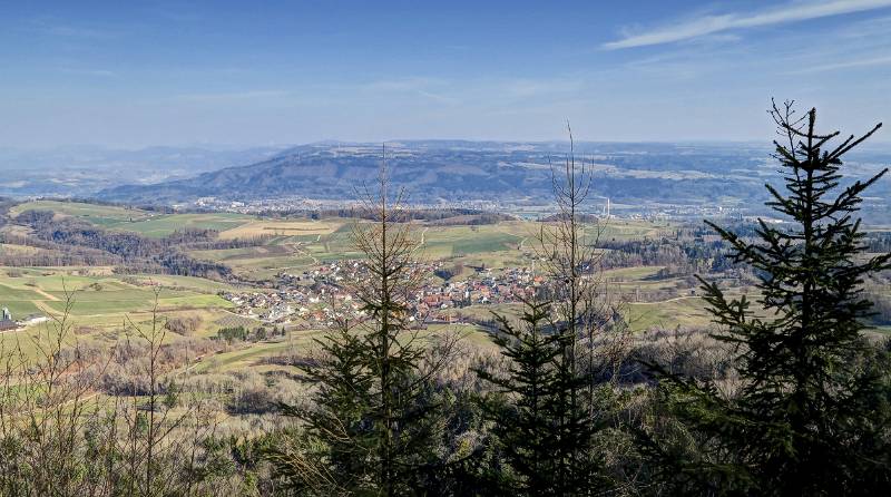 Kurze Wanderung von Burgruine Alt Tierstein über Tiersteinberg zur Wittnauer Wallfahrtskapelle