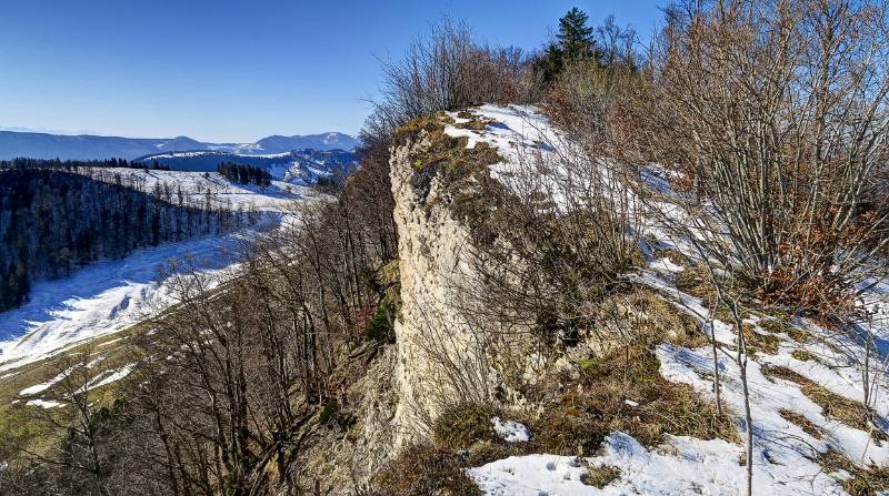 Im Schatten liegt noch Schnee