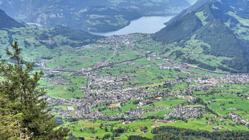 Schwyz, Brunnen und Vierwaldstättersee