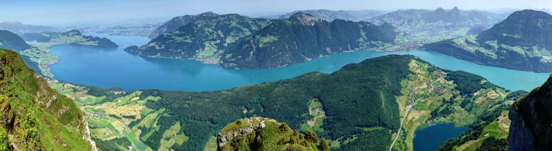 Panorama von Niederbauen Chulm. Blick Richtung S/SW. ► Zum interaktiven Panorama