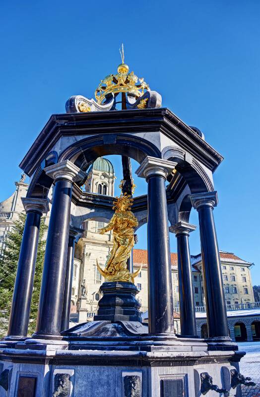 251231-wanderung-friherrenberg-beim-einsiedeln-01090x_1x_2x