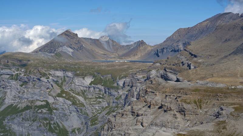 Muttsee und Muttseehütte auf der Glarner Seite