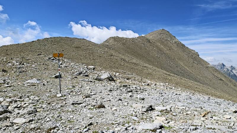 Auf dem Pass Zavretta mit Igl Compass rechts
